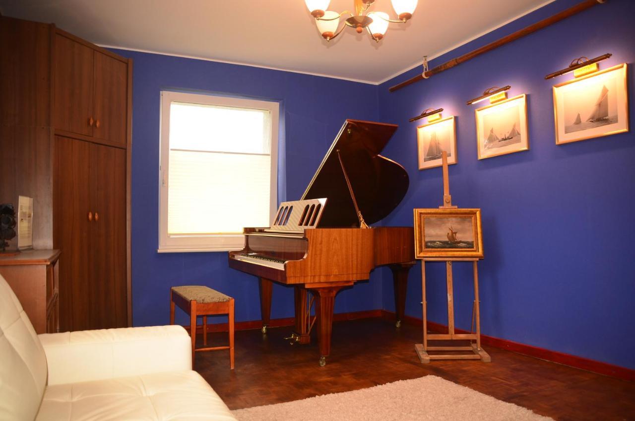 Apartament Dark Amber- 3 Rooms Grand Piano Świnoujście Esterno foto